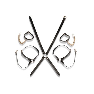 Harness com Bracelete e Detalhes Dourados